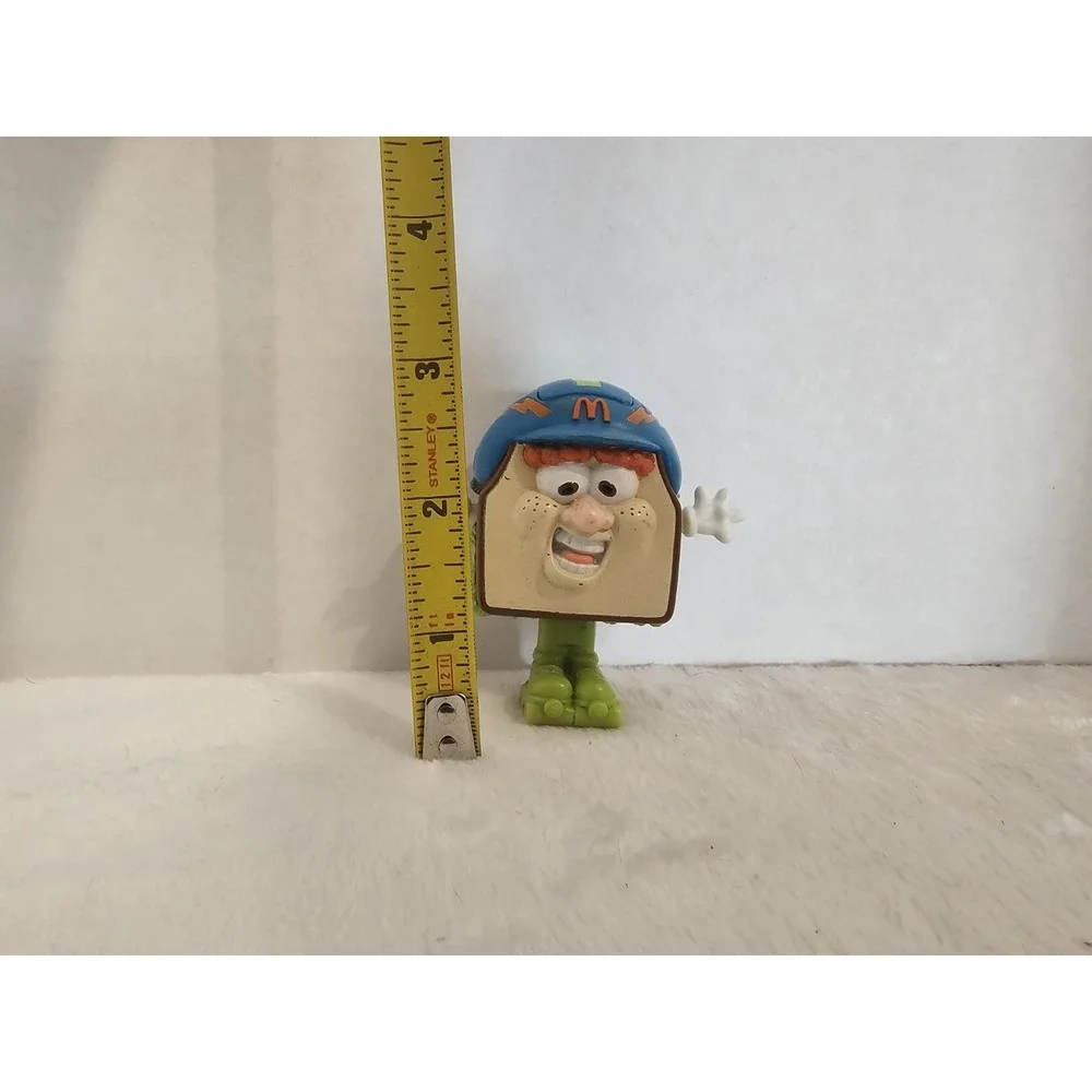 Vintage McDonalds Character Toy 1993 Bread Sandwich Figure Helmet McD‎